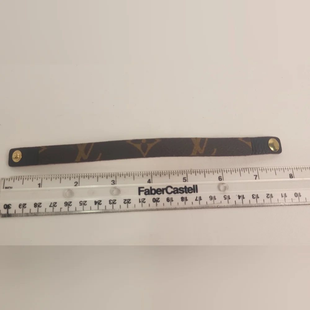 Louis Vuitton Brown Monogram Canvas Pebble Leather Bracelet - Picture 7 of 7